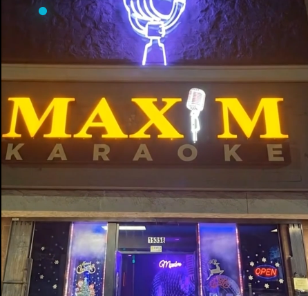 Maxim Karaoke Video Thumbnail
